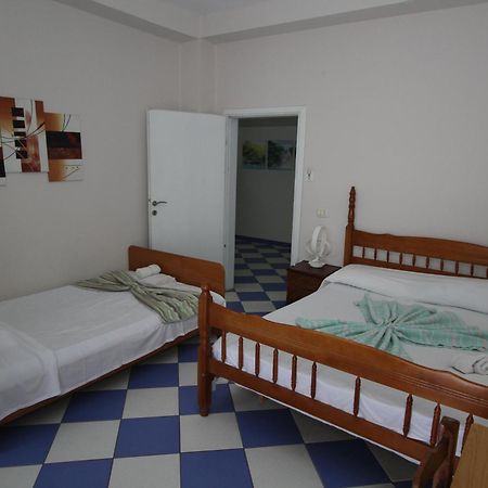 Kompleksi Eli Guest House Durres Bagian luar foto