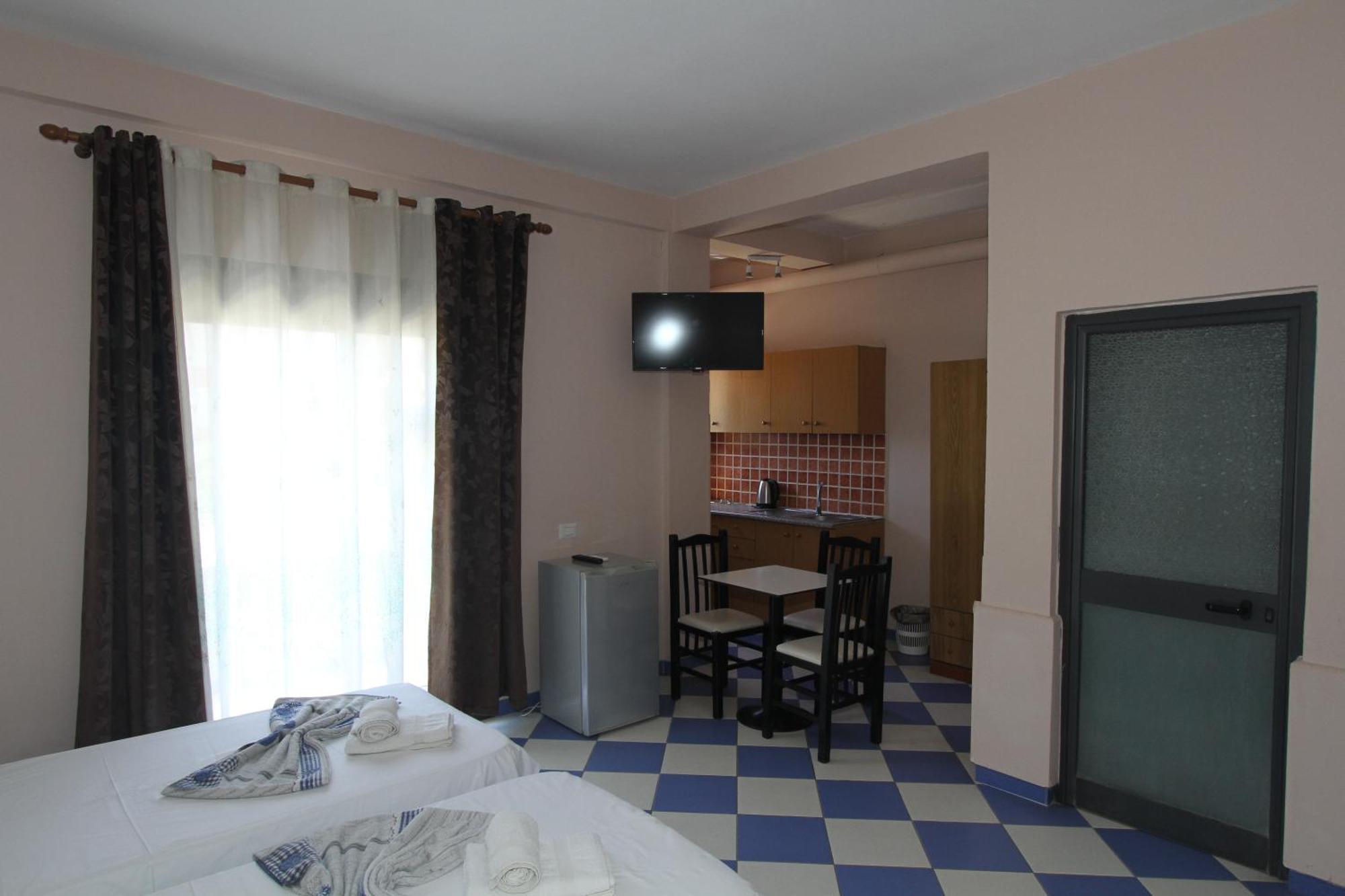 Kompleksi Eli Guest House Durres Bagian luar foto
