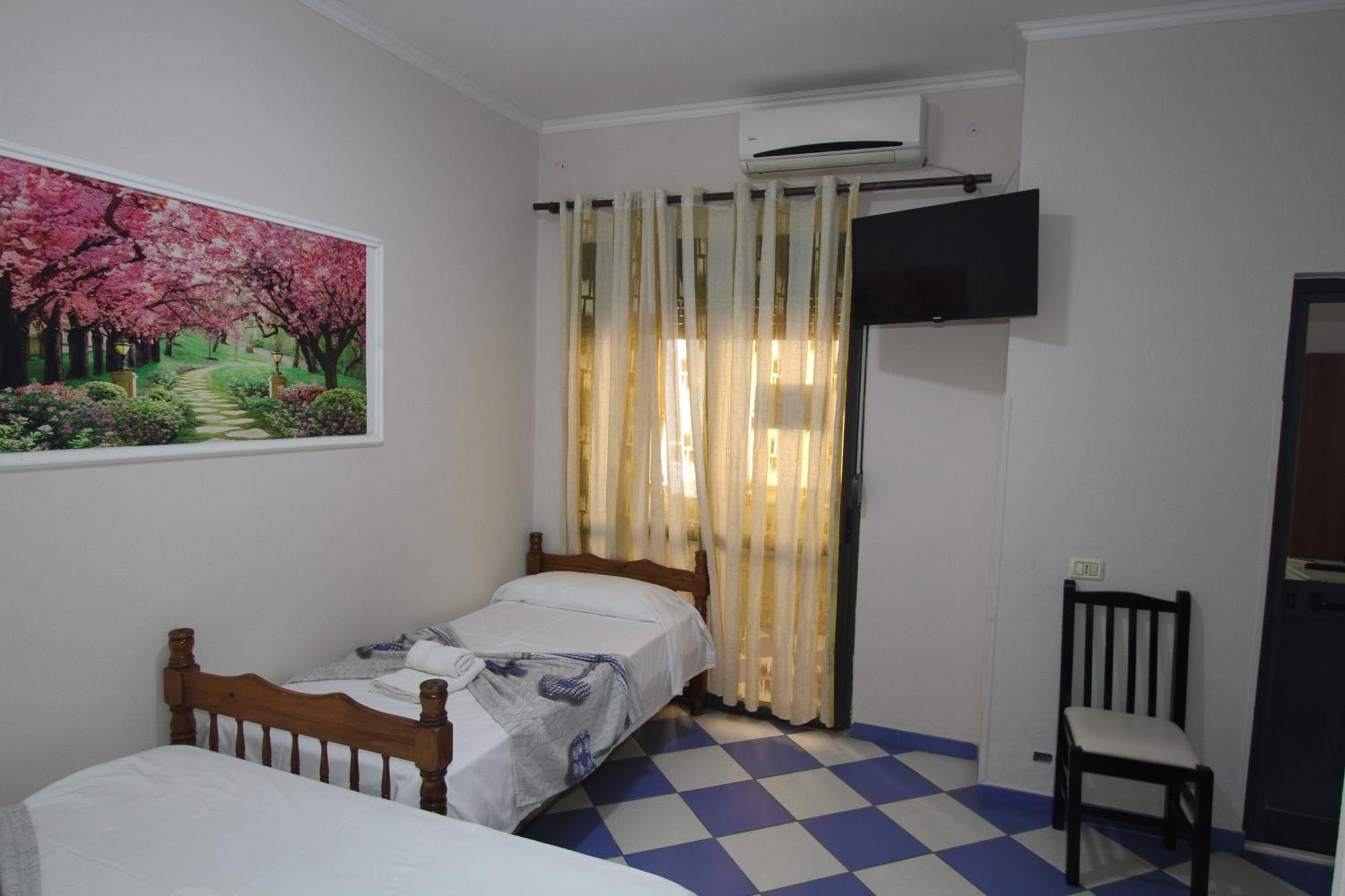 Kompleksi Eli Guest House Durres Bagian luar foto