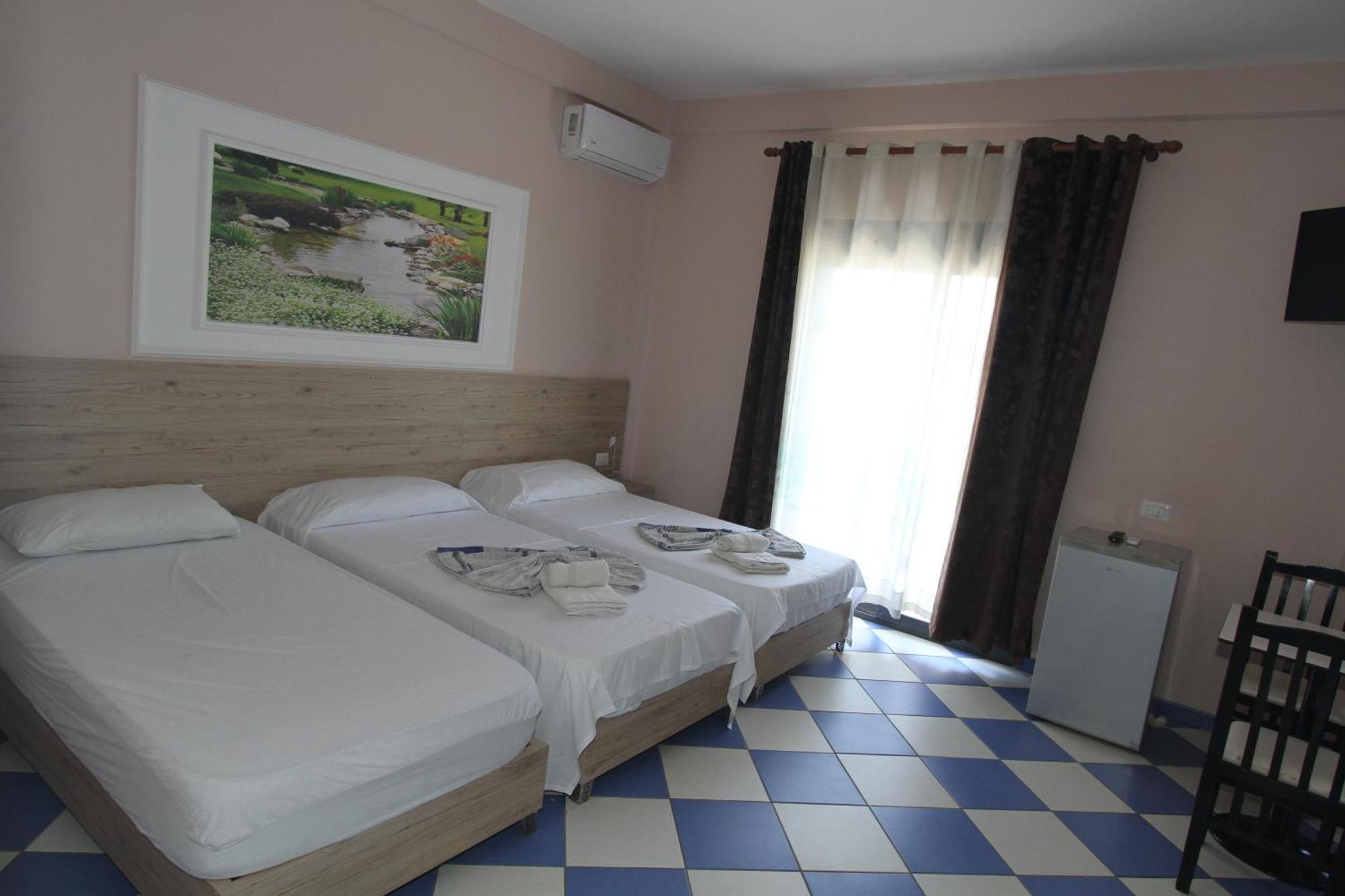 Kompleksi Eli Guest House Durres Bagian luar foto