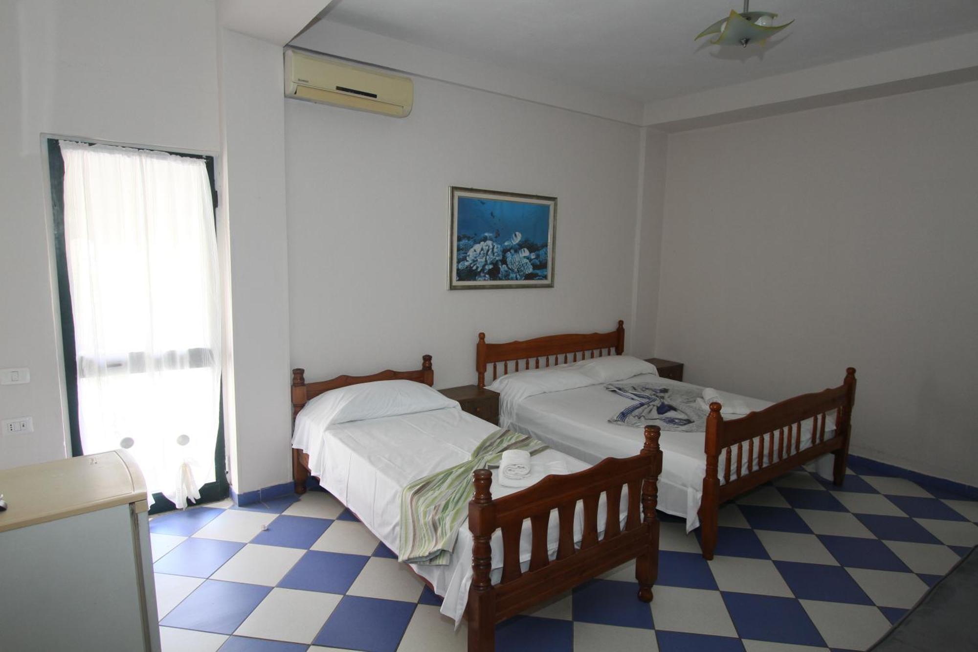 Kompleksi Eli Guest House Durres Bagian luar foto